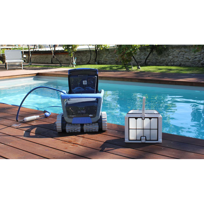 Robot de piscine Dolphin M700