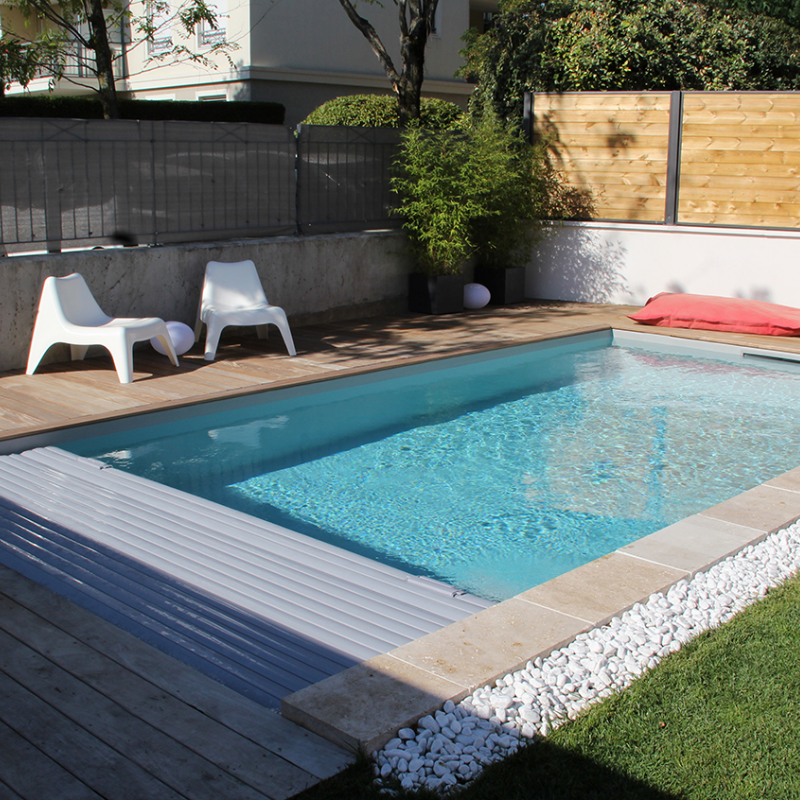 Couverture automatique immergée APF Pool Success moteur dans l'axe