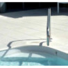 Sortie de bain inox, main courante, avec deux ancrages extérieurs